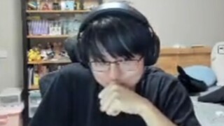别说话继续喝，咽下去！