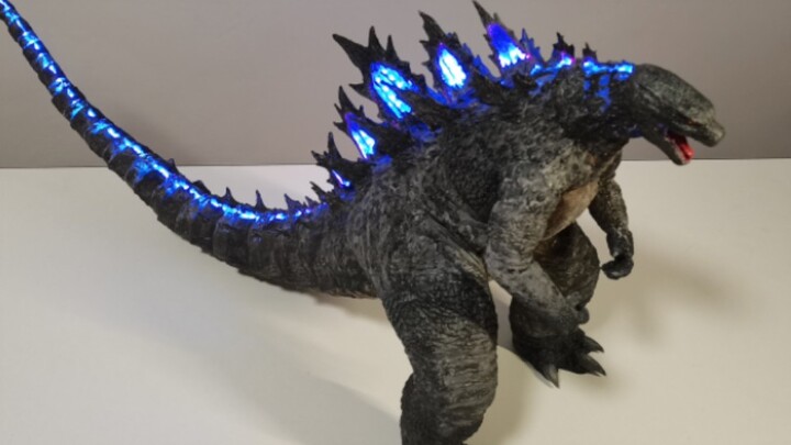 Bốn mươi lăm ngày đêm, một lá gan, một Godzilla, nửa cuộc đời.