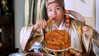 难道生病了就不能吃鸡翅膀了？星爷吃得也没毛病啊！