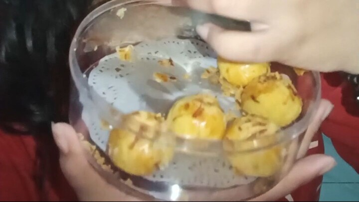 Asmr mukbang nastar  tusuk gigi dan  krupuk