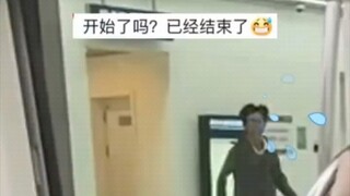 Running Man xuất hiện trên tàu điện ngầm! Ấm áp giữa cơn mưa, giao hàng mà không lo giày dép ướt đẫm