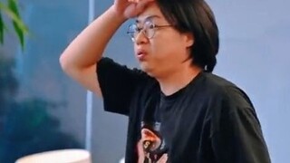 Kamu terlihat seperti sedang bekerja