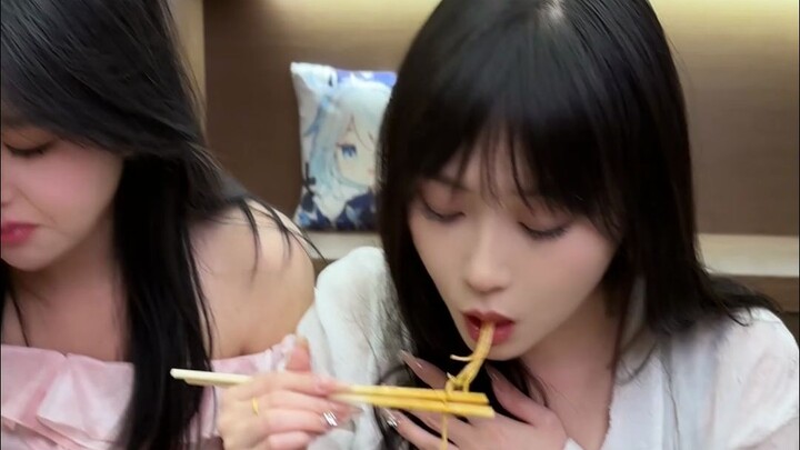 Perut sudah kenyang, kawan-kawan!