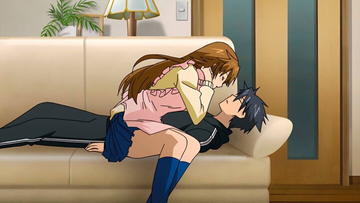 Culun pura2 cuek saat ditindih ayang di sofa💦🔥