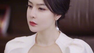 Anh nói, anh đã theo dõi tôi bao nhiêu năm rồi?