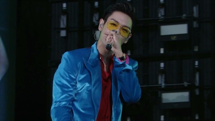 GD & TOP subunit, Blu-ray quality—perfect for your collection!! The electrifying “KNOCK OUT” live pe