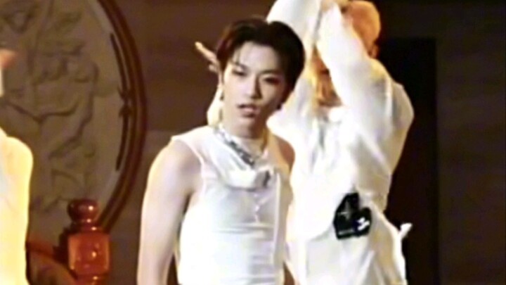 主唱跳舞，天崩地裂。。