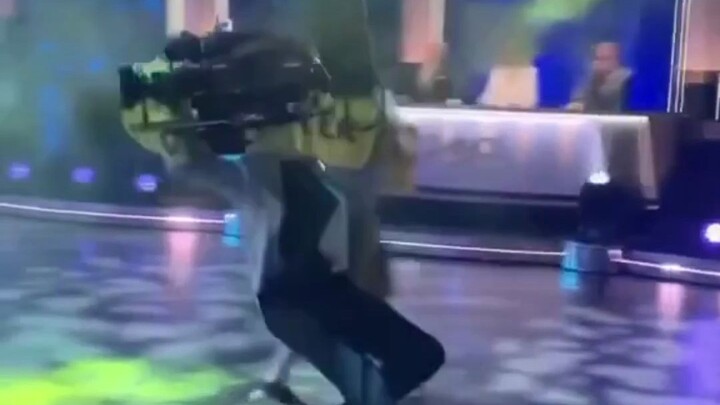 แขนยืดหดชนคนแล้ว