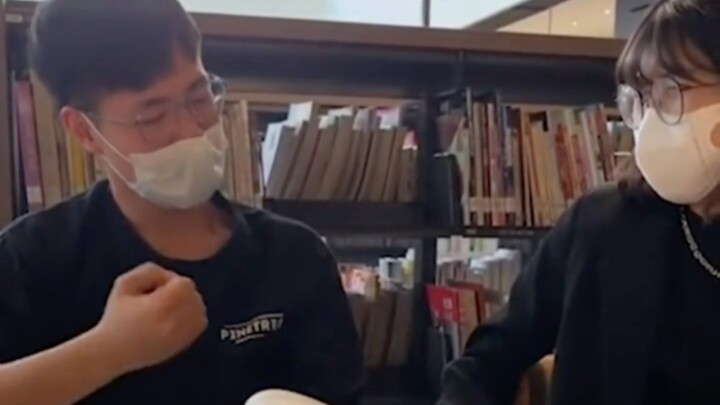 [Archive] “Help me with that thing…”