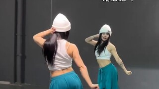 ใหม่ เต้นรำแบบสโลว์เบรกดาวน์