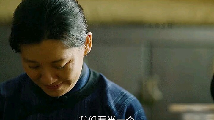 Keteladanan dan ajaran keluarga dari orang tua adalah pendidikan keluarga terbaik bagi anak. "Tangan