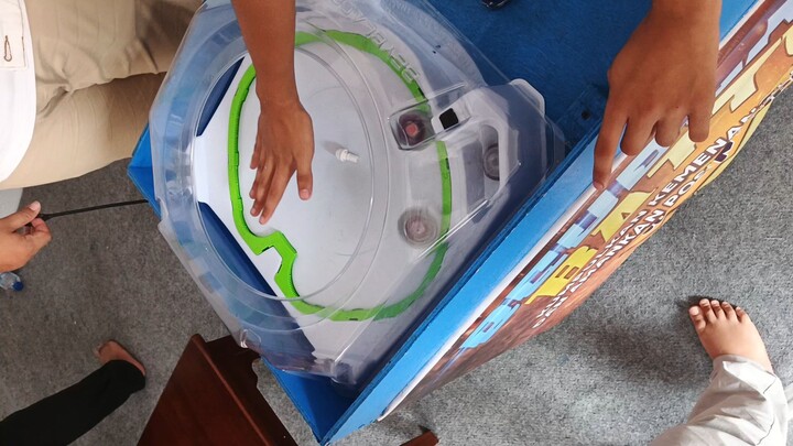 Beyblade Duel 01