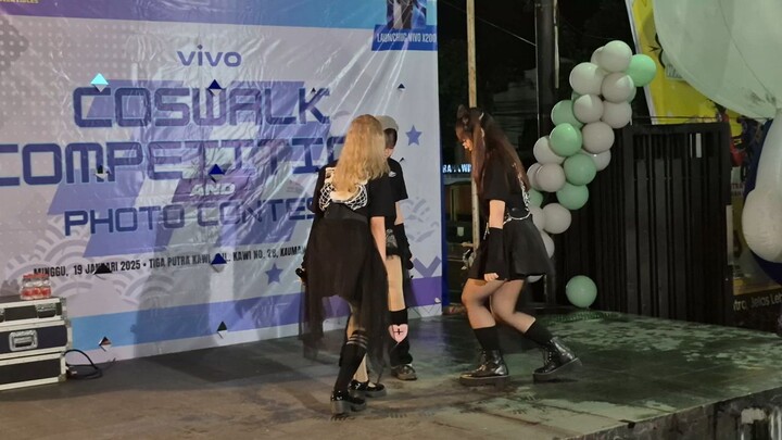 Stellaria - Bertemu at Vivo Coswalk & Photo Contest