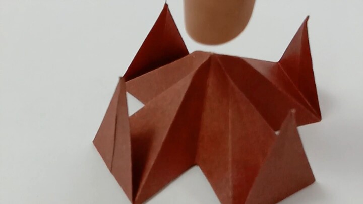 Warning: This Paper Toy Will Catch Your Finger!