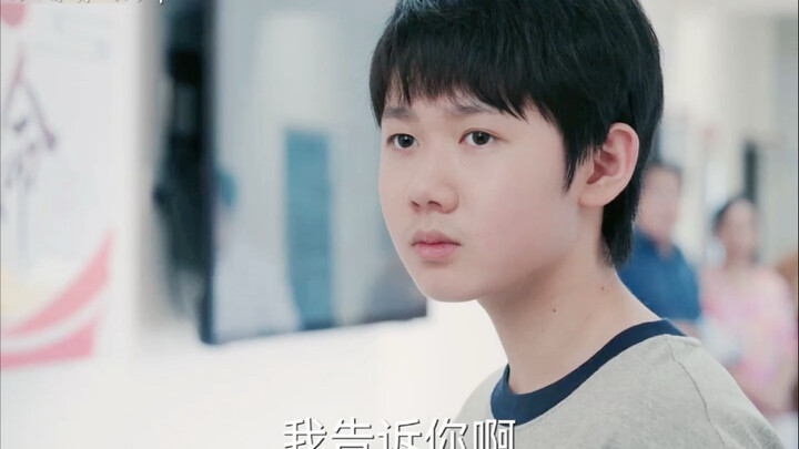 เด็กใจดีช่วยพยุงคนแก่ที่ล้ม กลับถูกใส่ร้ายจนสุดท้ายฝ่ายผู้ใหญ่ต้องอับอายขายหน้า