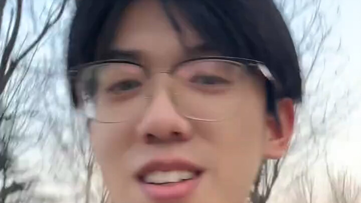 ส่วนใหญ่แล้ว เราคงเป็นคนรุ่นสุดท้ายที่ยังรู้ความหมายของท่าทางนี้กันแล้วล่ะ