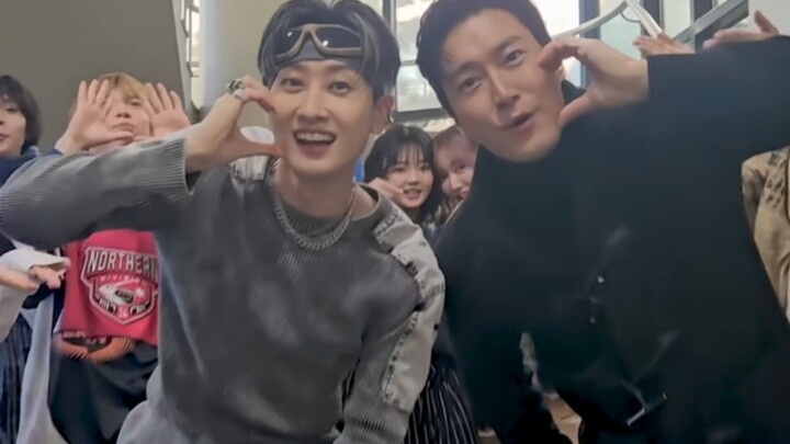 Eunhyuk's "UP N DOWN" Dance Challenge with Choi Siwon & Dancers