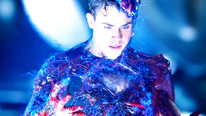 Mecha, berubah wujud, baju perang, romantisme para lelaki!