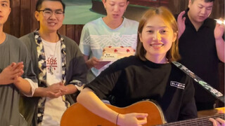 教你如何给闺蜜过生日，让她一辈子都不理你