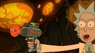 Xiao Mo and Lao Rui were controlled by the facehugger. After regaining consciousness, they infiltrat