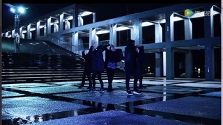 Dance to the opening theme "unravel" from Tokyo Ghoul