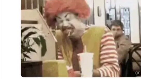 ทำไมไม่หาคู่ใน Nuclear Bar บ้างล่ะ?