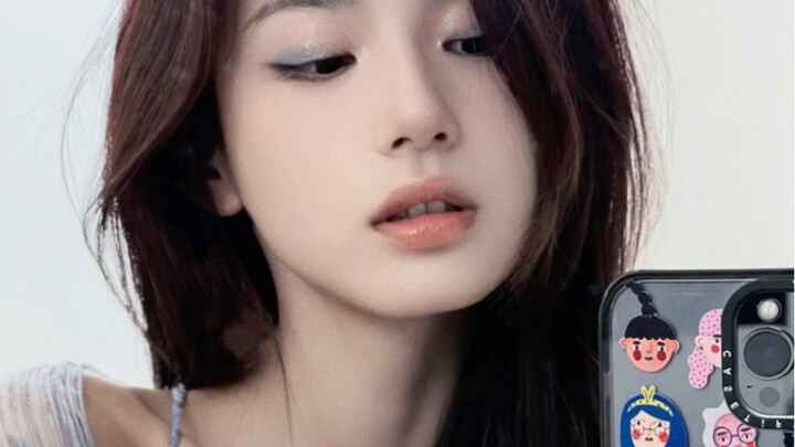 没想到叭，周芯竹个小东sei还有两副面孔！