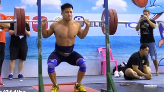 A regular leg workout by the "God of War" amazed foreigners!