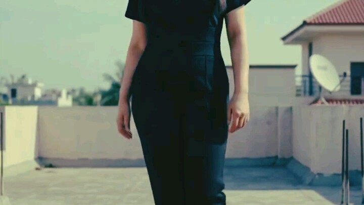 ✨ Catwalk Vibes 🐾👑रफ़्तार कदमों में, अंदाज़ आँखों में और स्टाइल पूरा रॉयल! 😎🔥Walk like a queen,