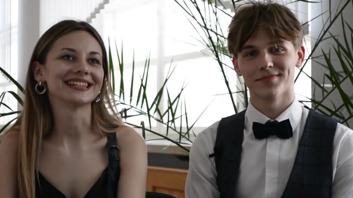 Wawancara pesta dansa sekolah rodgri sudah tiba!! [rodgri]