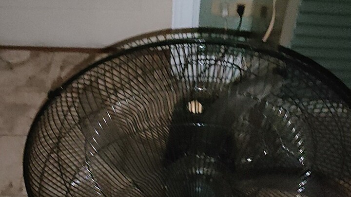 Frankensteined 20" MitsuTech Desk Fan