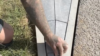 感受下国外建筑工人的强迫症装修施工，精益求精