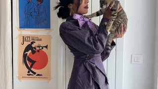 تنسيق القميص باللبس العكسي بدأ يصبح أكثر جمالًا تدريجيًا!