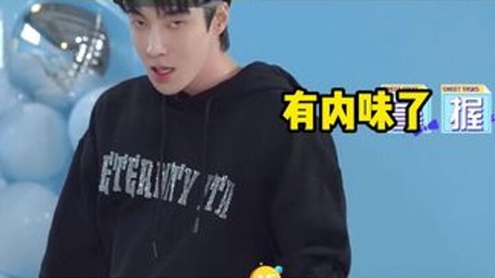 Cuộc sống thật sự phũ phàng: Cuối cùng cũng hiểu vì sao có người làm gì cũng trông quá sến súa!