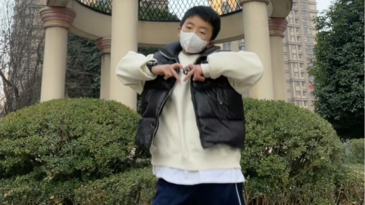 Yang Kang training heart dance