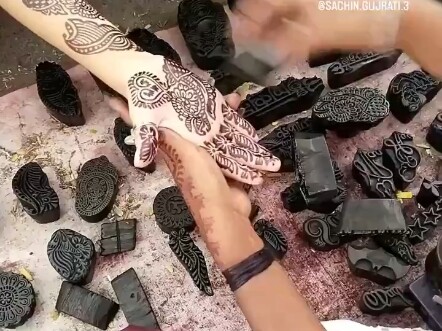 This song is so catchy.