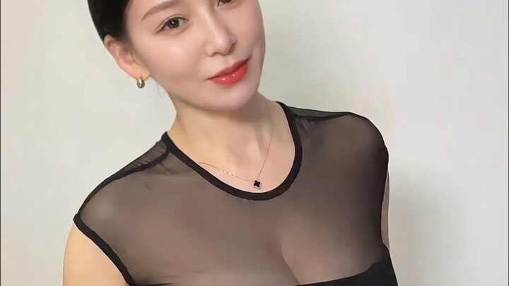 Aunt, you’re just too authoritative.