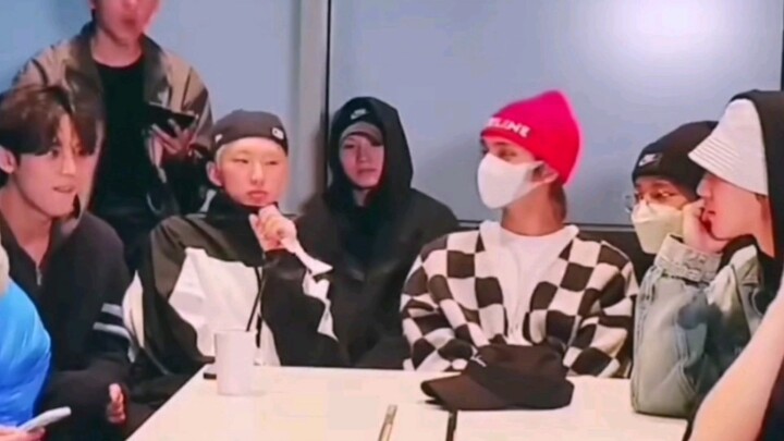 [Quiba] Asking Counting Jun: During a livestream, how many times did Qimi Qu give Meibao those swoon