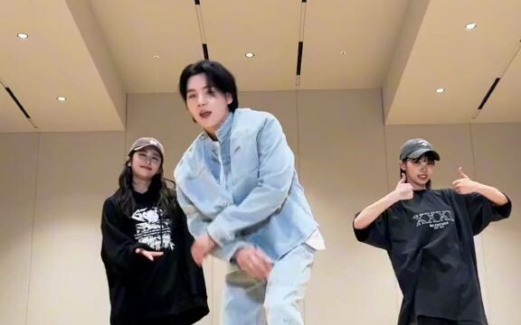 Min Yoongi &le_sserafim's "Unbanned" Challenge!!