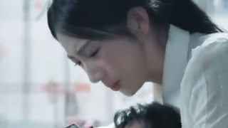 Wanita terkaya mencari putranya yang hilang 20 tahun