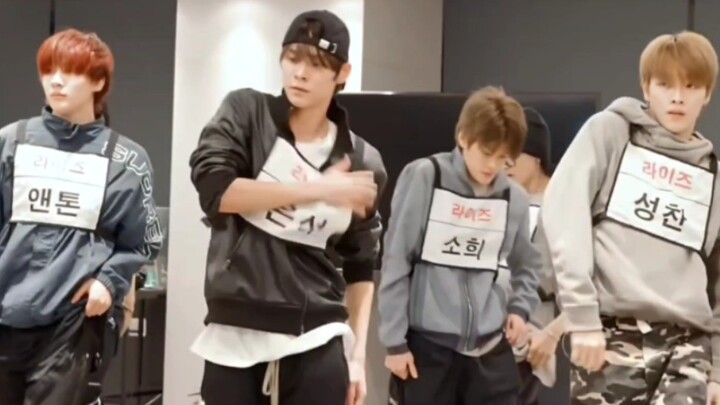 From the side angle, he’s so handsome my heart skipped a beat! RIIZE MAMA Dance Break in the practic
