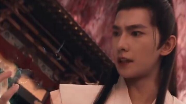 This Han Paopao is just right! "Han Li frowned and protected everyone in front of him." The Yanjiaba