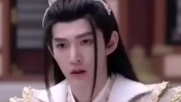 كنت أظن أن شياو لين #دنغ وي يعتقد أن يي بينغشان #تشن دولين سيئة لكنه ما زال يحبها، لكنني لم أتوقع أن