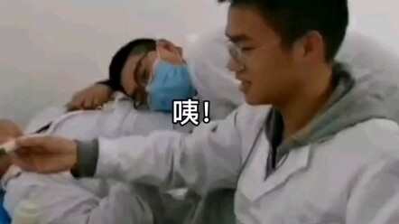 Meme klasik yang selalu dimainkan para mahasiswa jurusan pencitraan setiap kali ada praktikul ultras