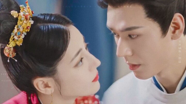 Sleeper hit! This suddenly looks so good! Bold, rich makeup totally suits her!