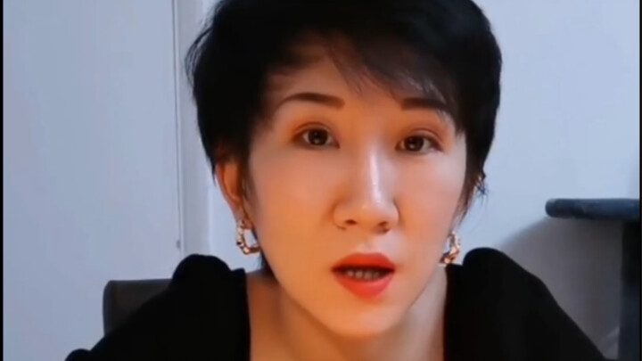 Tại sao Cai Aoda lại bị bác sĩ Anh chẩn đoán là chậm phát triển, và anh ấy đã làm thế nào để lội ngư