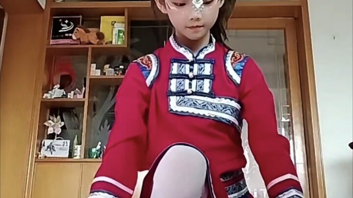 การแสดงเต้นรำวันเด็ก 1 มิถุนายน