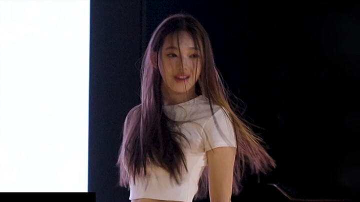 YG NEXT MONSTER | Biểu diễn nhảy EVELLI
