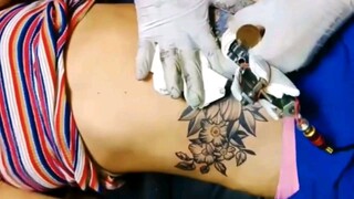 TATTO DI ATAS SERAMBI LEMPIT