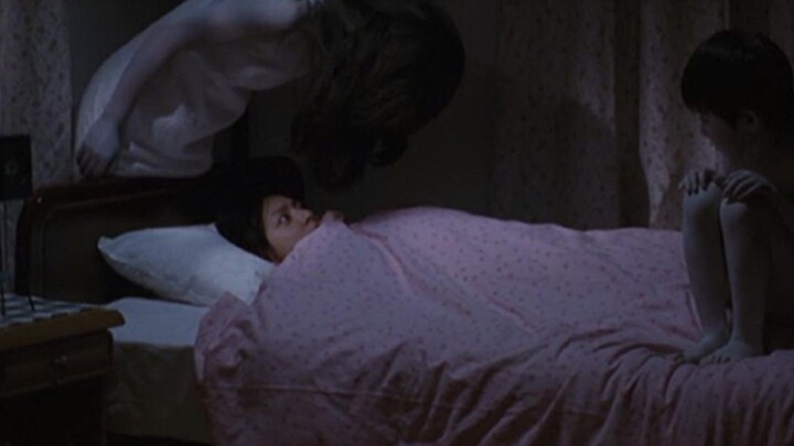 Explain the Japanese ghost movie "The Curse of Granny Yukieda", revealing the method to see Kayako, 